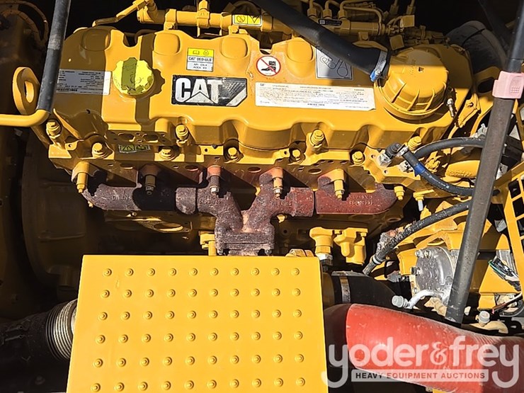 2019-caterpillar-336-image-59