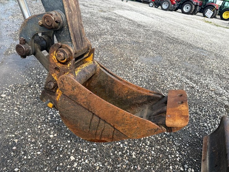 deere-35d-image-9