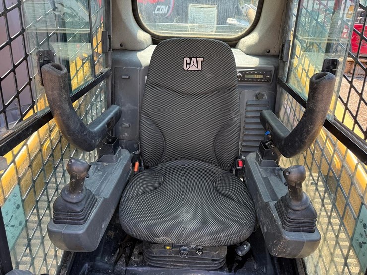 2023-caterpillar-259d3-image-20