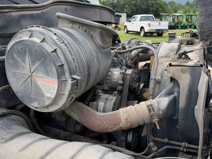 2007-international-durastar-4300-image-19