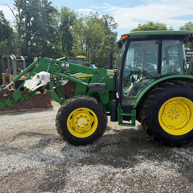 2016 JOHN DEERE 5055E