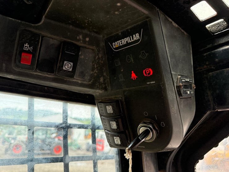 caterpillar-268b-image-20