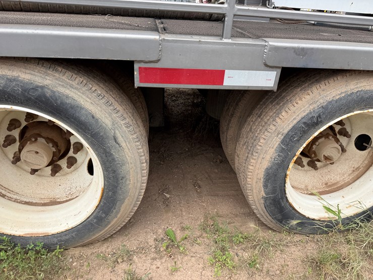 2012-john-deere-6068hf485-image-45