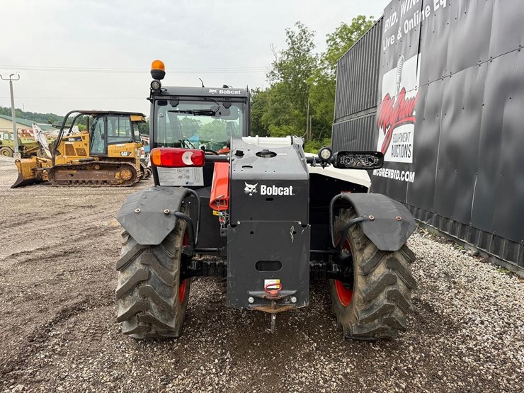 2022-bobcat-tl619-image-3