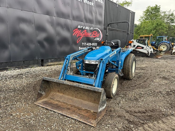 new-holland-tc25d-image-8