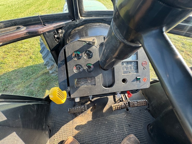 john-deere-4850-image-40
