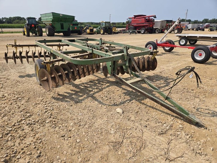john-deere-14-image-3