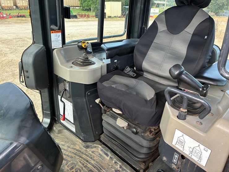 komatsu-d39px-24-image-9