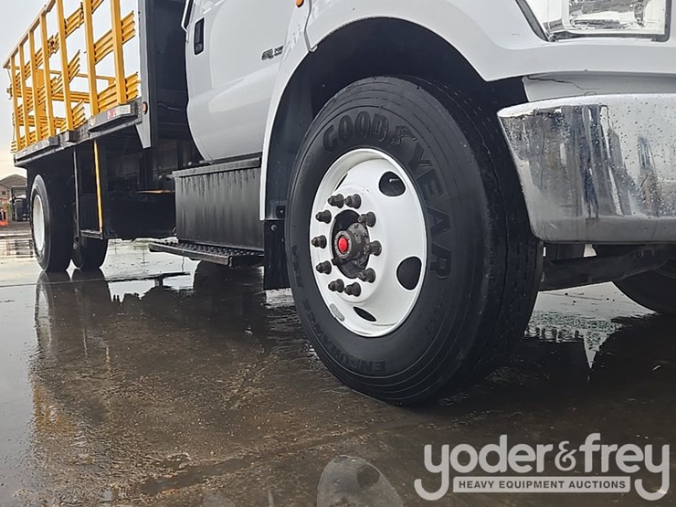 2019-ford-f750-image-13