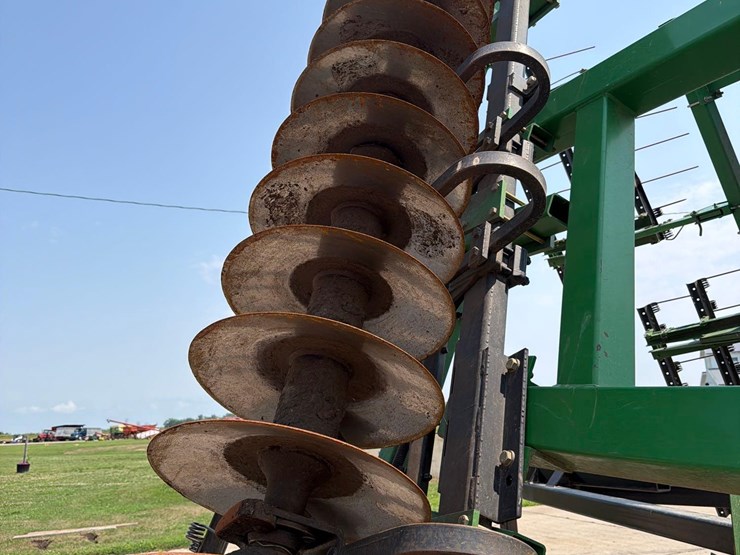 john-deere-637-image-28