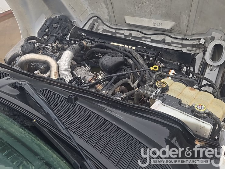 2019-ford-f750-image-34