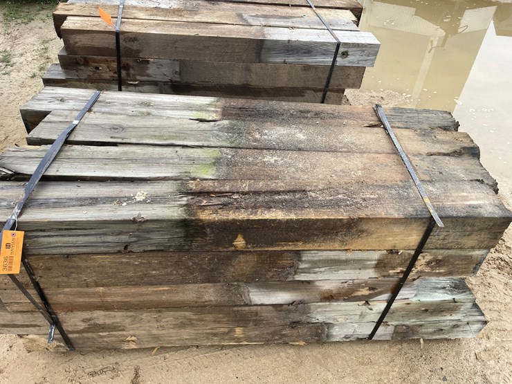 #3636-•-bundle-of-used-guard-rail-posts-image-9