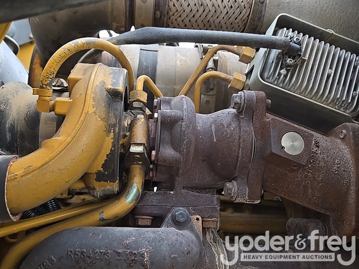 2014-deere-310sk-image-45