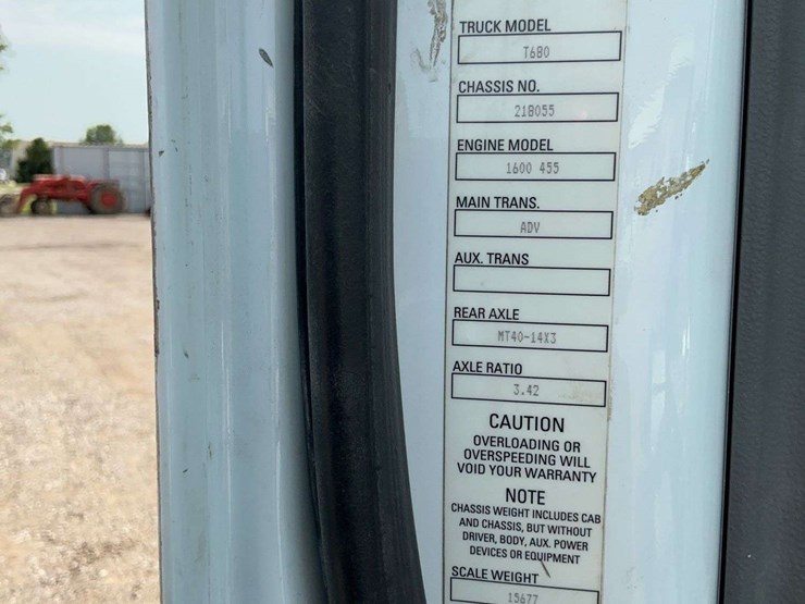 2018-kenworth-t680-image-22