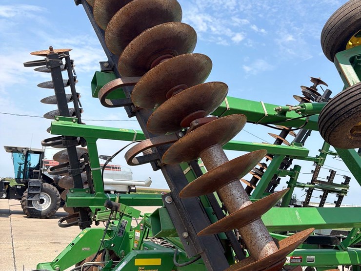 john-deere-637-image-13
