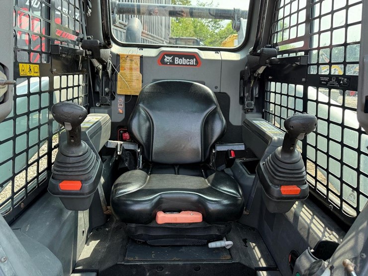 2020-bobcat-s76-image-17