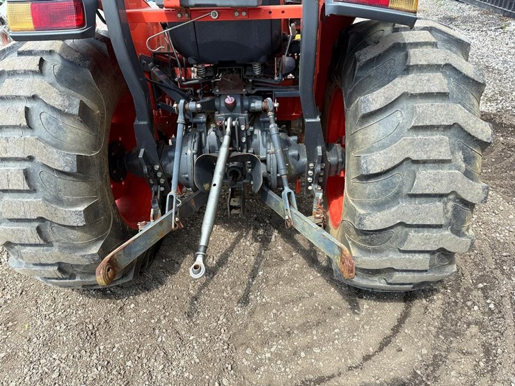 kubota-l4701-image-13