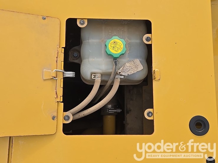 2019-caterpillar-336-image-44