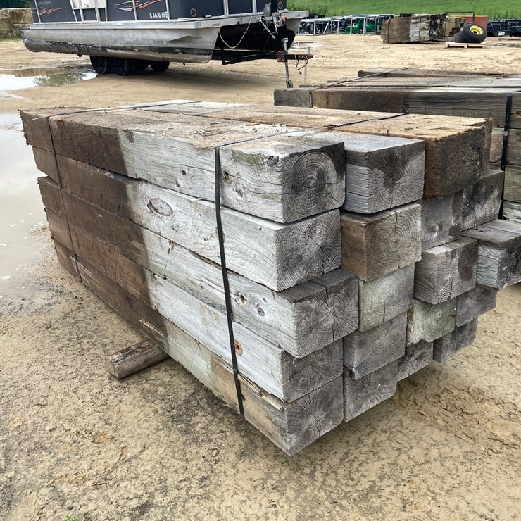 #3637 • Bundle of Used Guard Rail Posts
