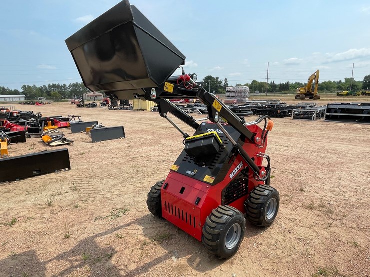 #5595-•-mms-sl-323tz-mini-skid-steer-loader-(mosinee,-wi)-image-3