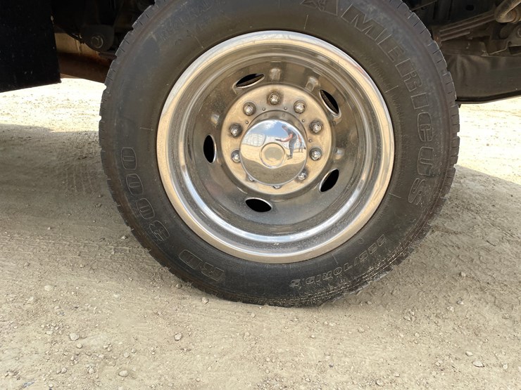2015-ford-f550-image-72