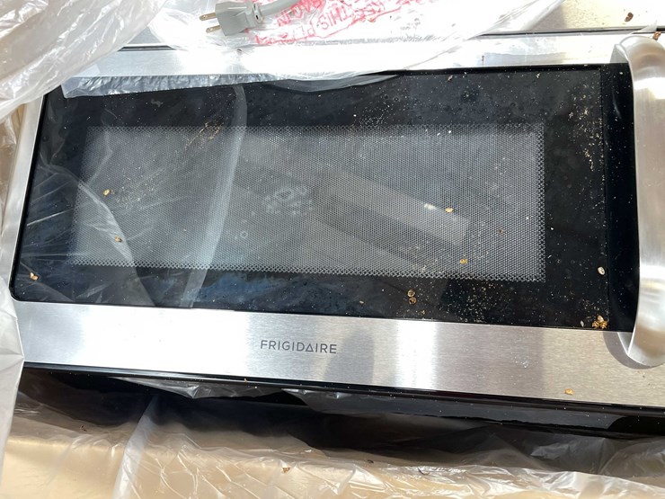 #5750-•-microwave-oven-image-4