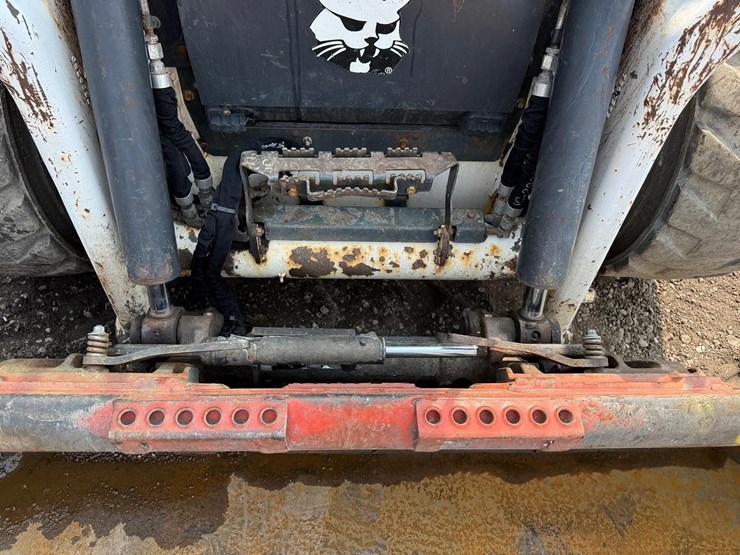 2020-bobcat-s76-image-10