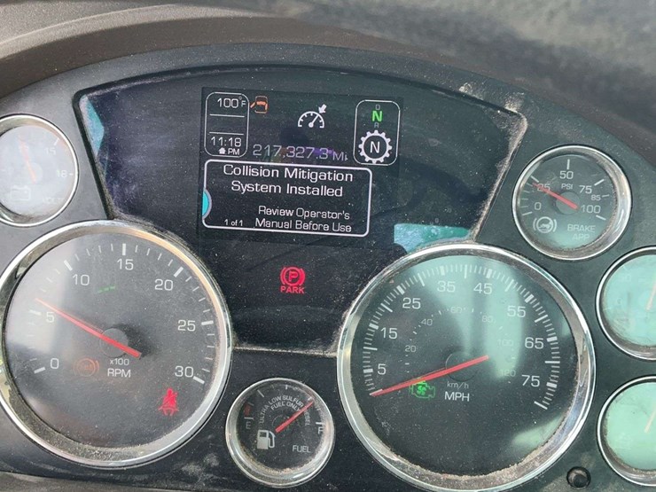 2018-kenworth-t680-image-11