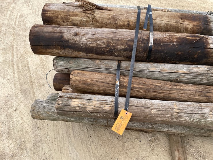 #3611-•-bundle-of-used-round-posts-image-8