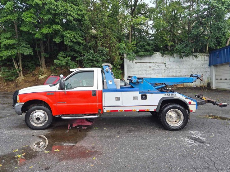 2000-ford-f550-image-36