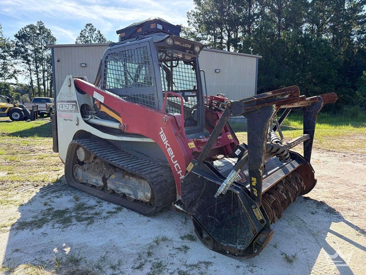 2022-takeuchi-tl12r2-image-2