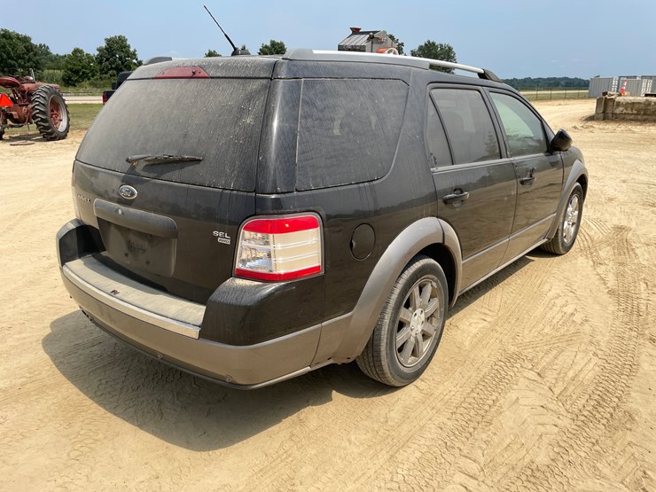 2008-ford-taurus-x-image-5
