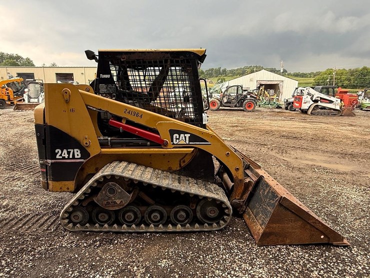 2004-caterpillar-247b-image-5