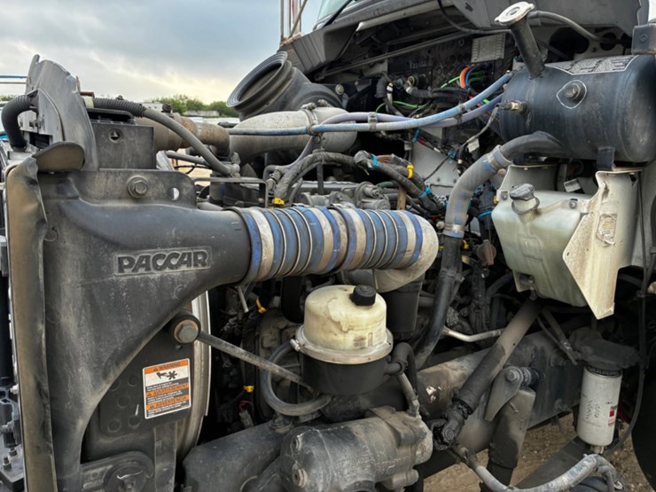 2020-kenworth-t270-image-15