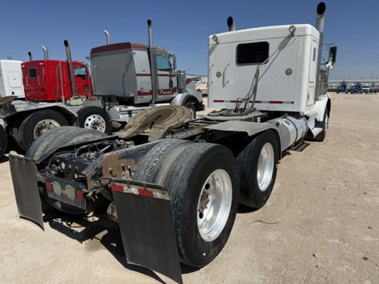 2009-kenworth-t800-image-5