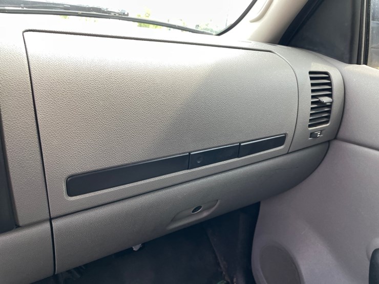 2008-chevrolet-silverado-1500-image-69