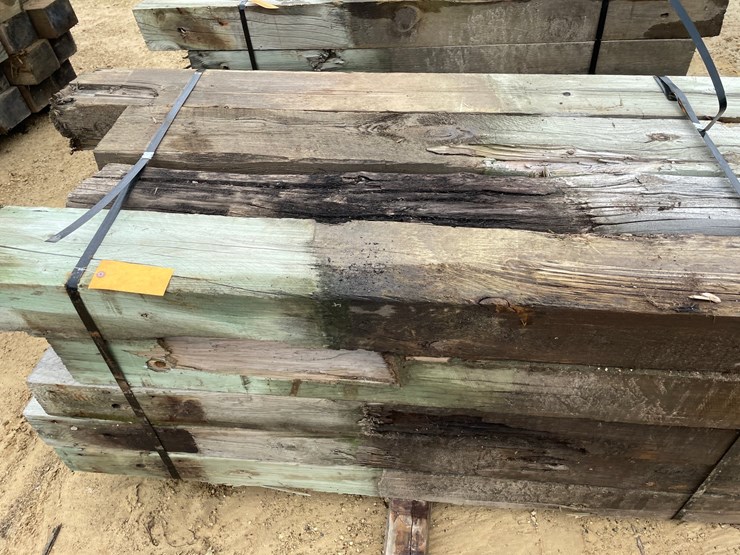 #3630-•-bundle-of-used-guard-rail-posts-image-7