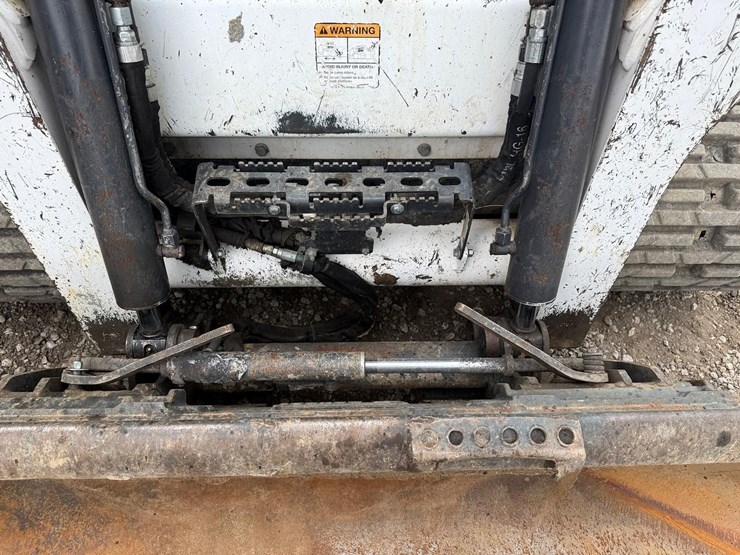 2019-bobcat-t770-image-10
