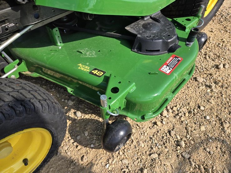 john-deere-x570-image-4