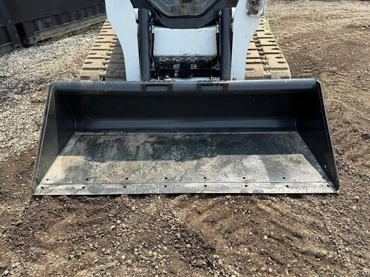 2020-bobcat-t770-image-9