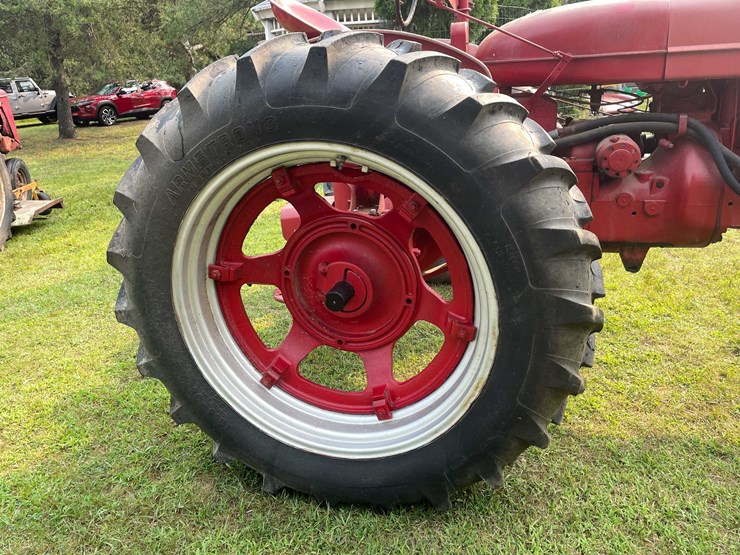 #5700-•-1947-mccormick-farmall-international-harvester-image-25