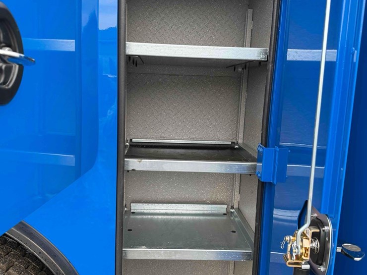 2025-kenworth-t280-image-9