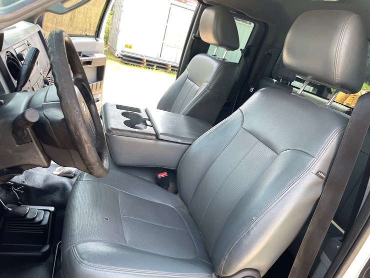 2015-ford-f550-image-45