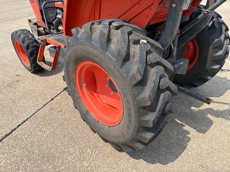 kubota-l3560-image-6