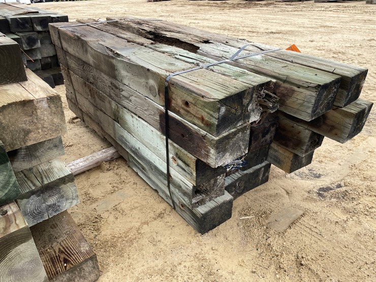 #3642-•-bundle-of-used-guard-rail-posts-image-4