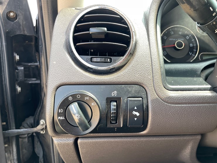 2008-ford-taurus-x-image-64