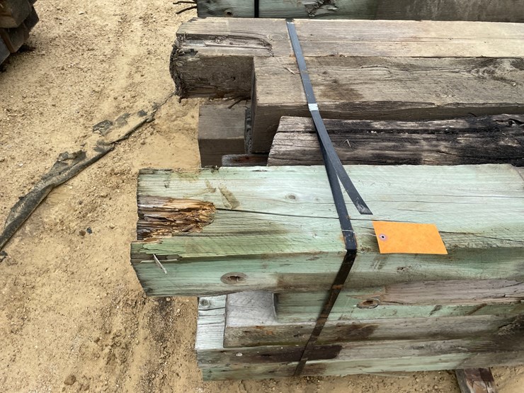 #3630-•-bundle-of-used-guard-rail-posts-image-8