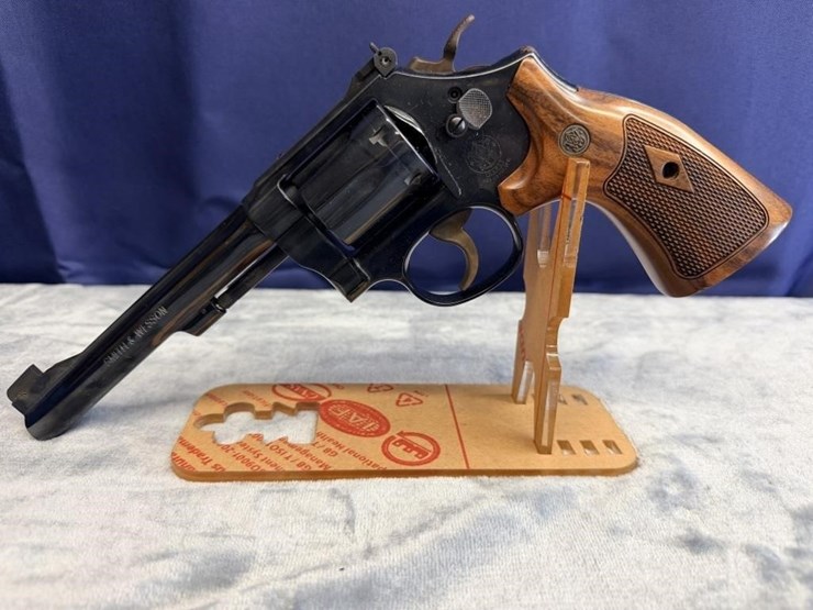 gs---smith-and-wesson-model-48-image-1