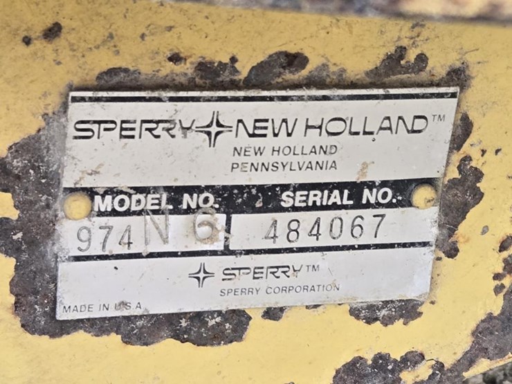 new-holland-974-image-12