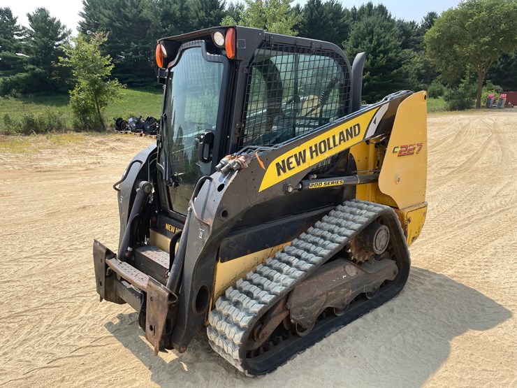 2016-new-holland-c227-image-1